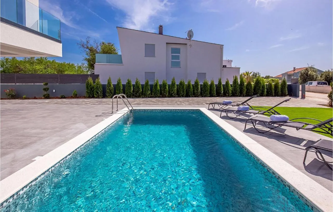 Villa Bura Nin